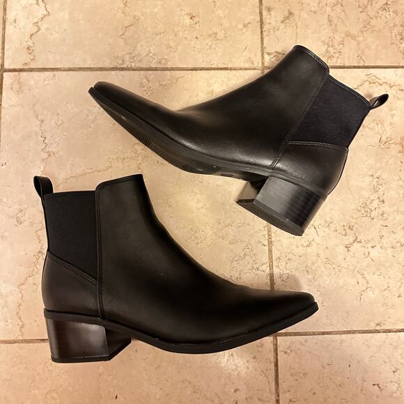 A New Day 7.5 Gwen Low Shaft Pointed Toe Ankle Chelsea Boots Stack Heeled Black - Picture 3 of 10